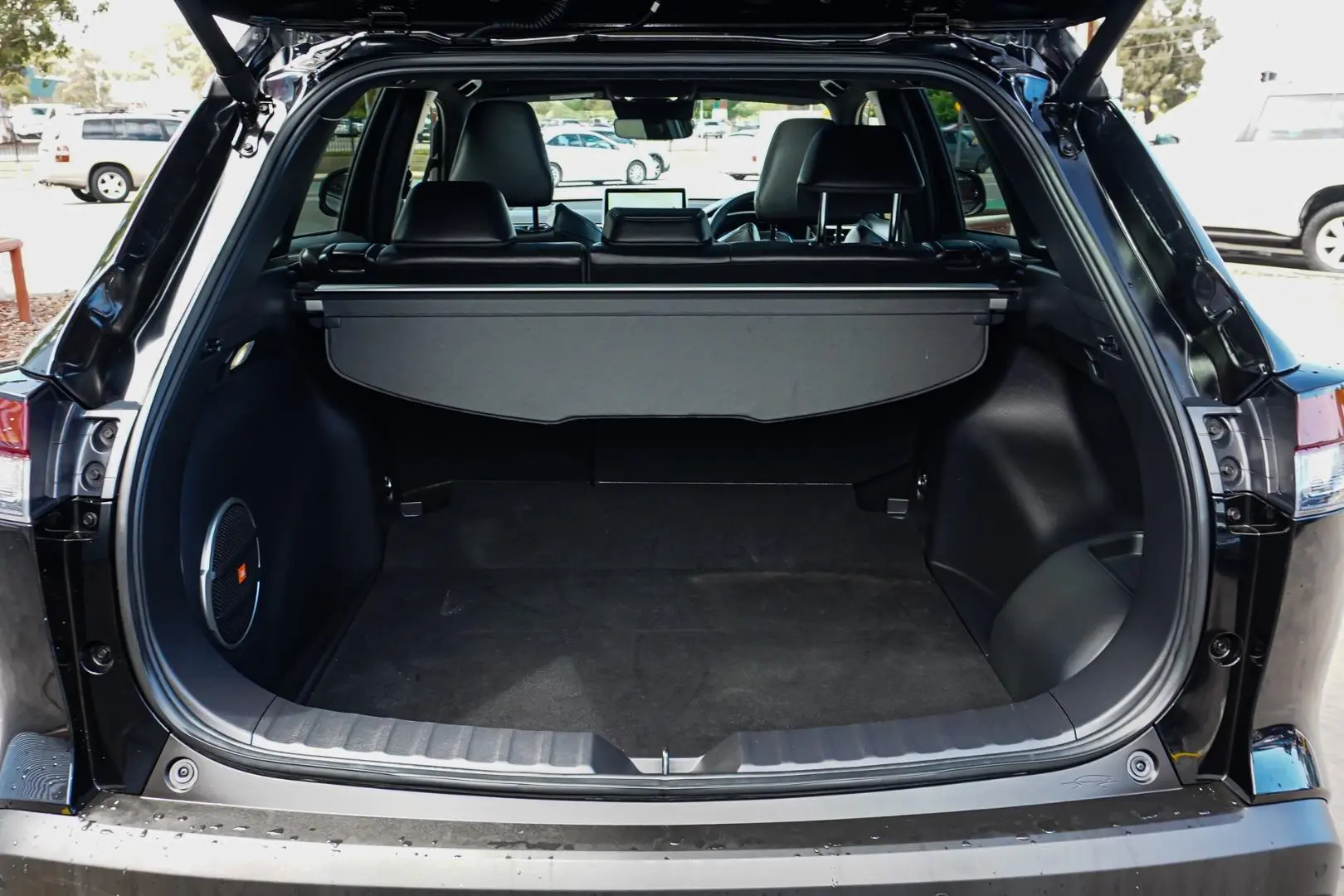 2024 Toyota Corolla Cross Gallery Image 11