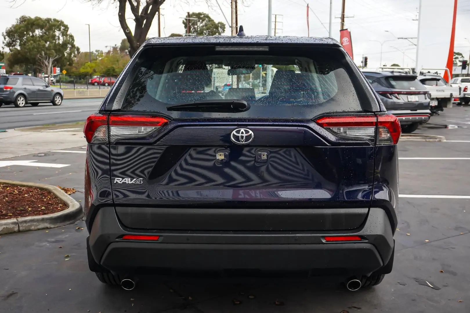 2024 Toyota RAV4 Gallery Image 6