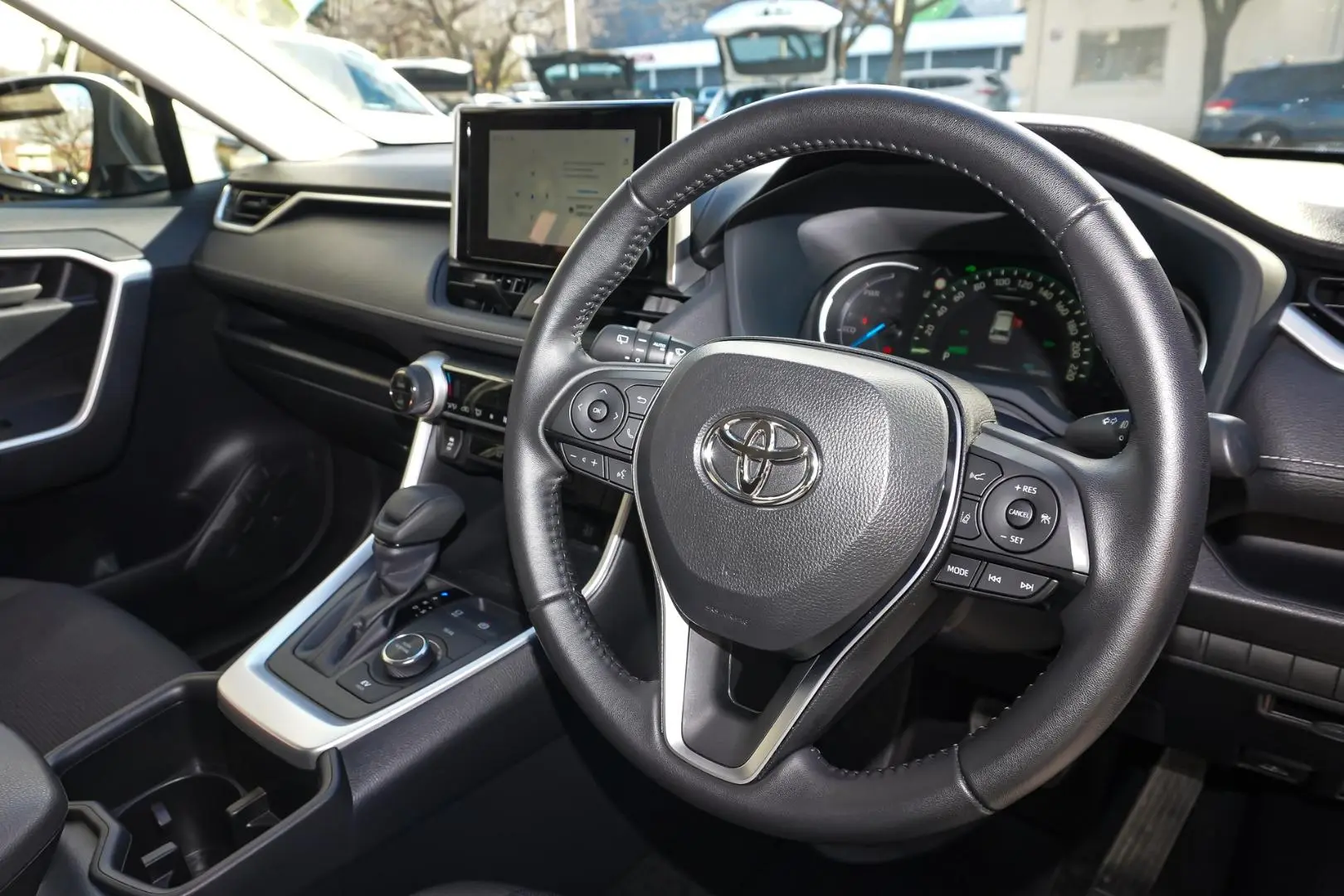 2025 Toyota RAV4 Gallery Image 6