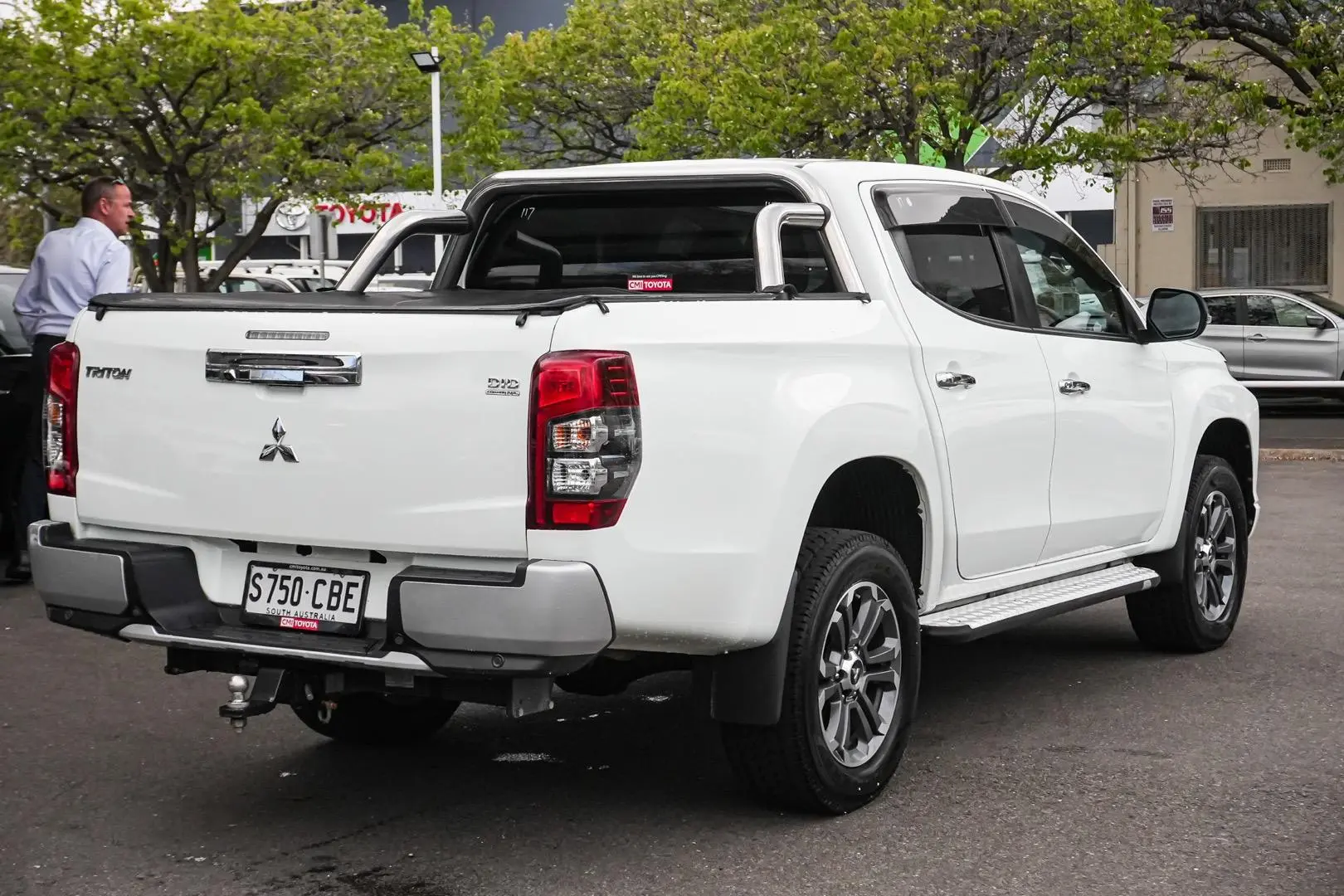 2018 Mitsubishi Triton Gallery Image 3