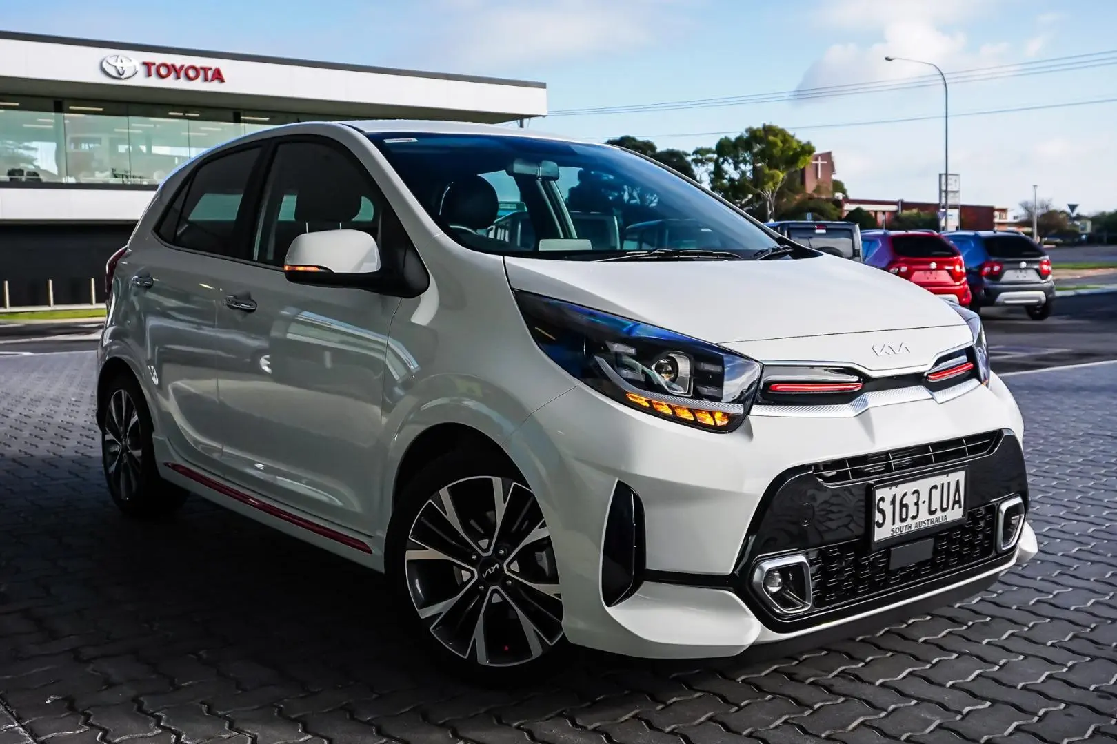 2022 Kia Picanto Gallery Image 2