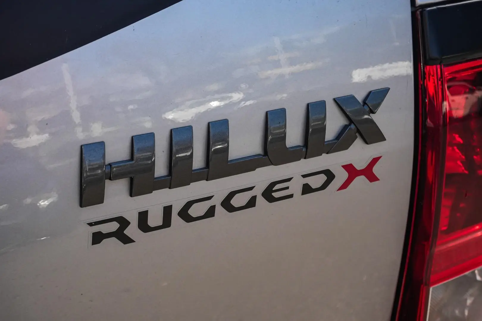 2019 Toyota Hilux Gallery Image 16