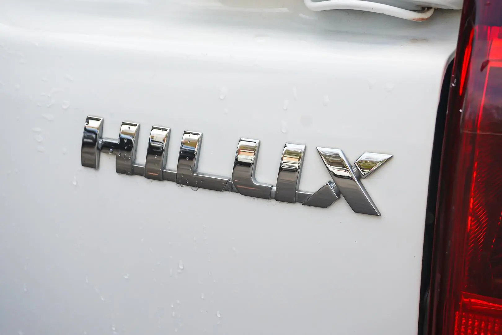 2019 Toyota Hilux Gallery Image 13