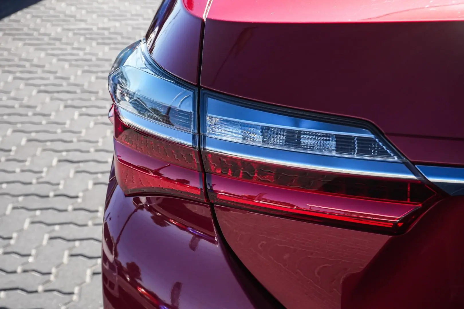 2018 Toyota Corolla Gallery Image 7