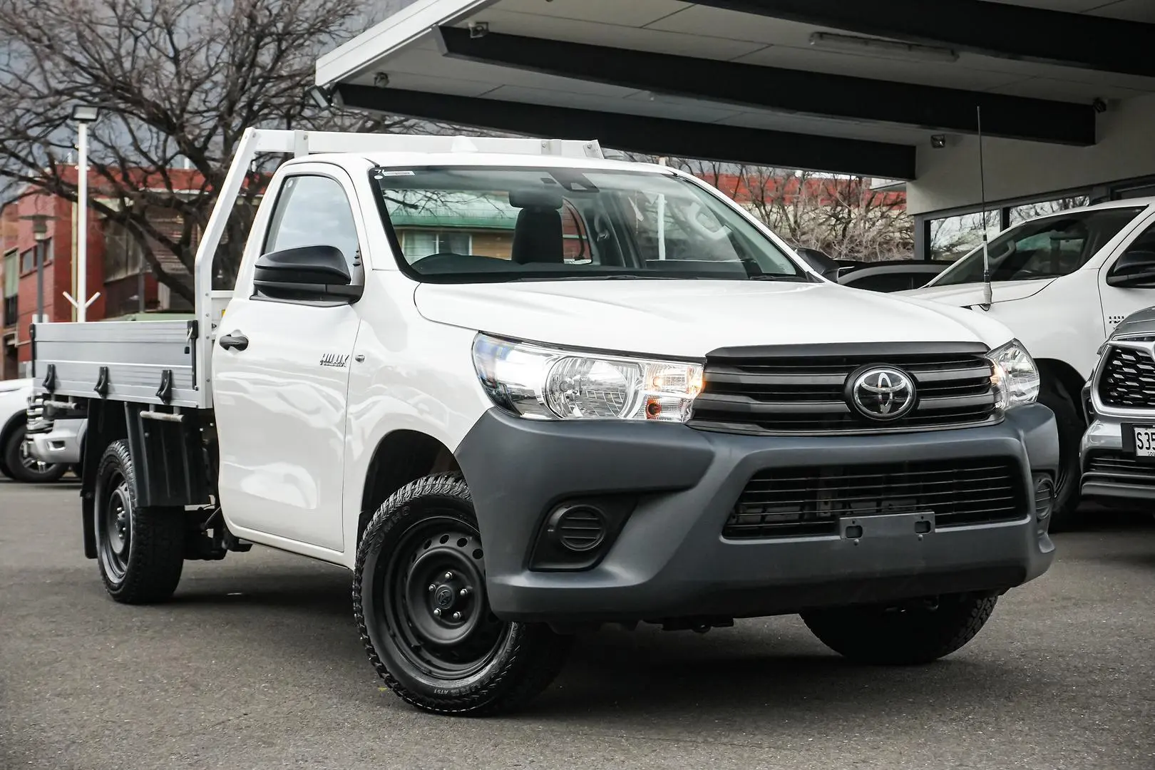 2022 Toyota Hilux Gallery Image 1