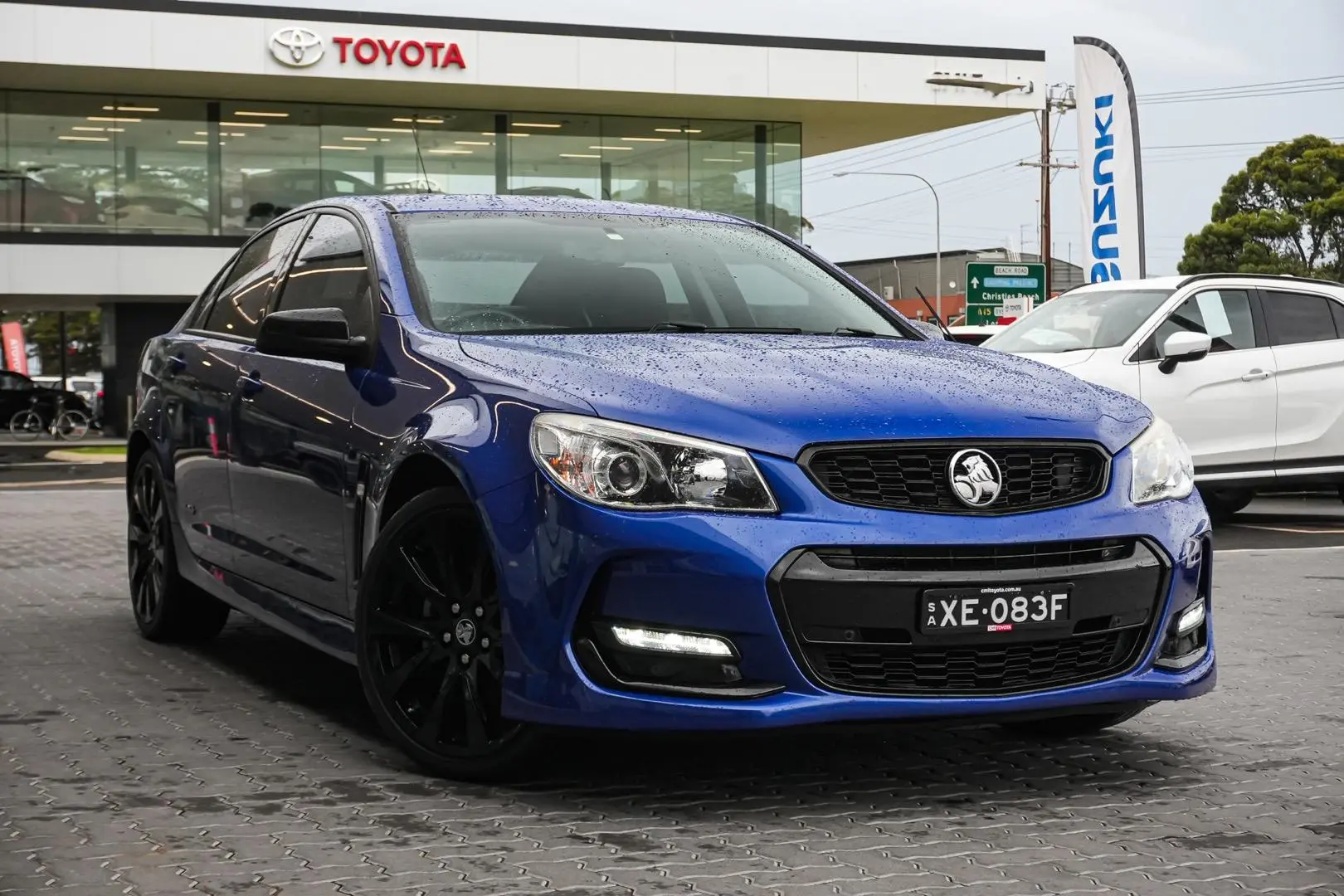 2016 Holden Commodore Gallery Image 2