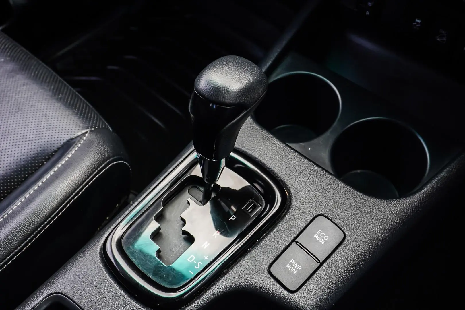 2019 Toyota Hilux Gallery Image 18