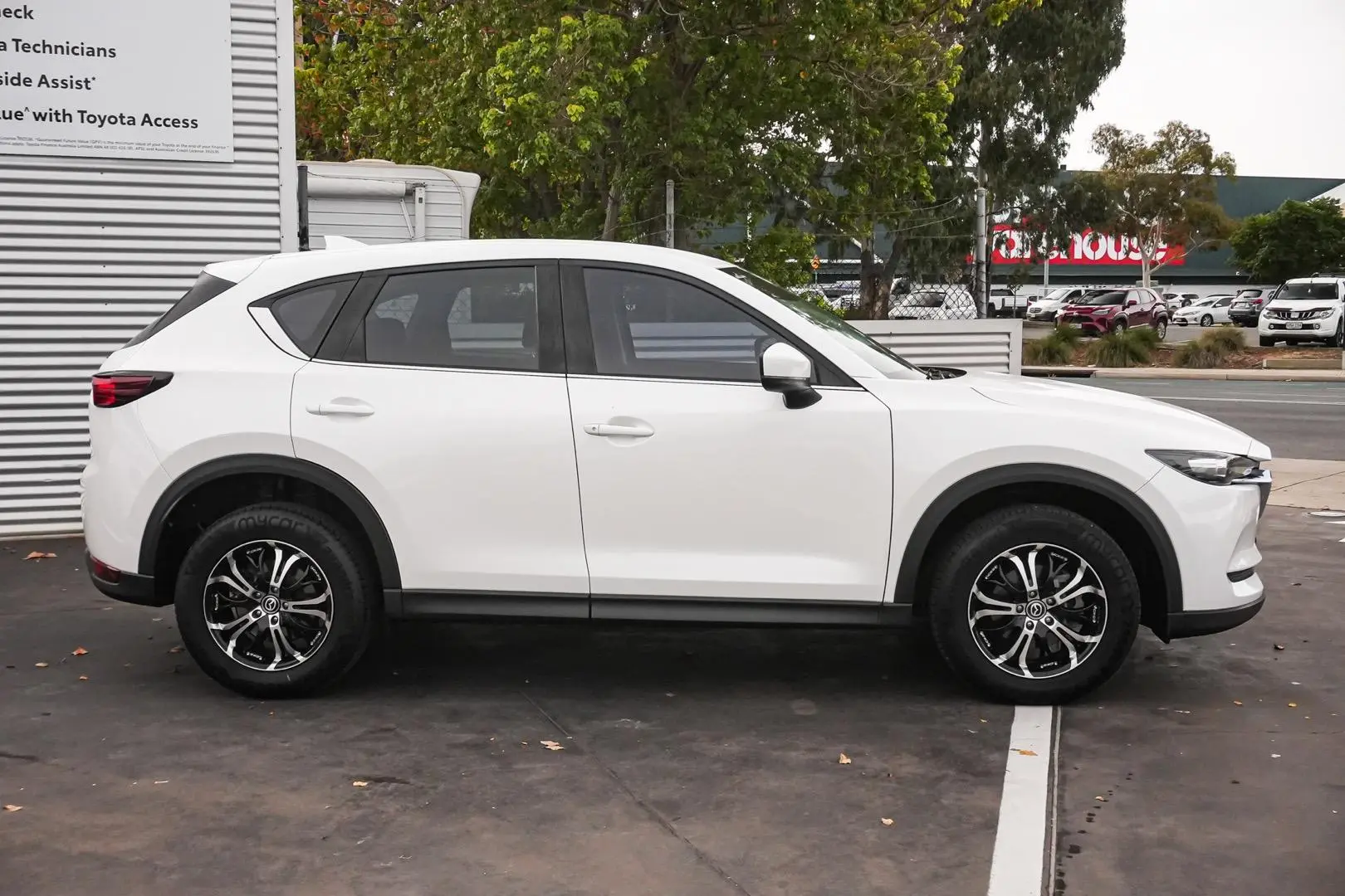 2017 Mazda CX-5 Gallery Image 4