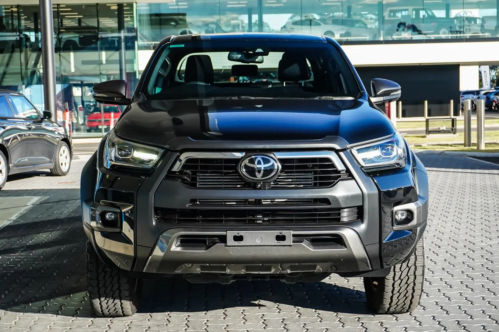 2022 Toyota Hilux Gallery Image 4
