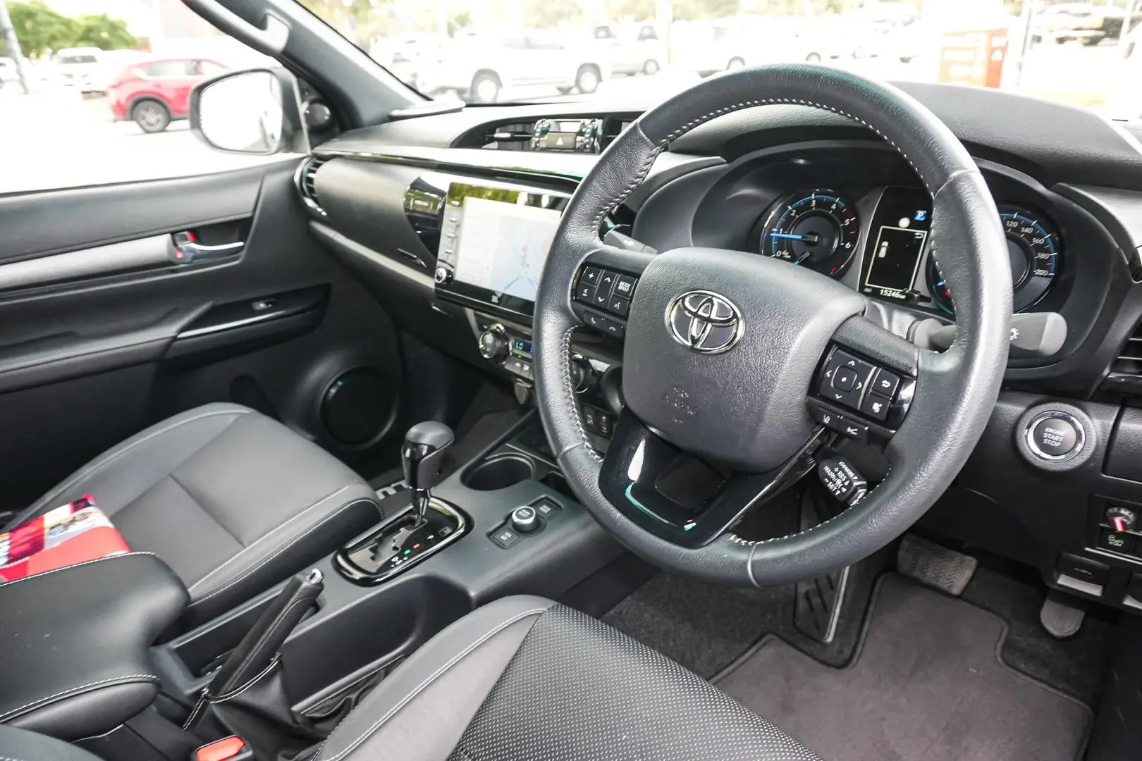 2024 Toyota Hilux Gallery Image 7
