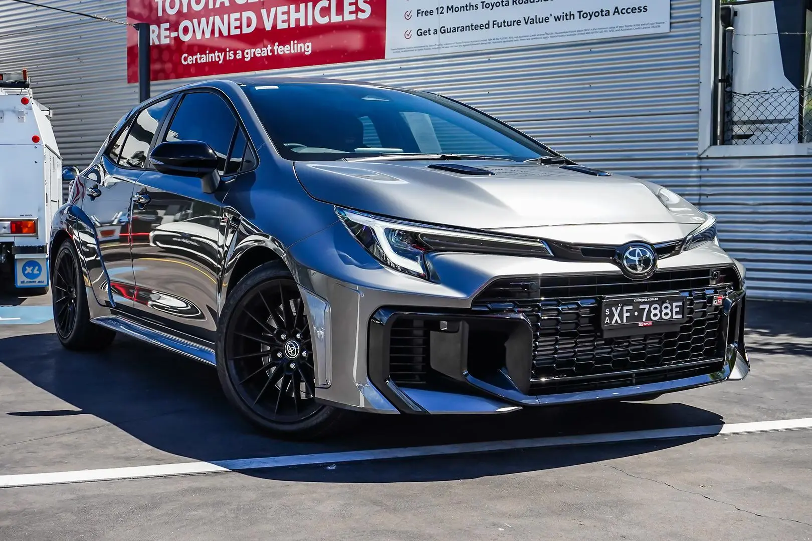 2025 Toyota Corolla Gallery Image 2