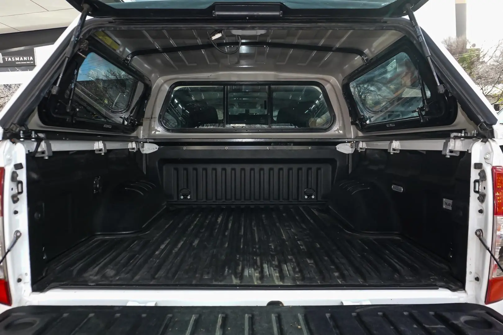 2020 Nissan Navara Gallery Image 10