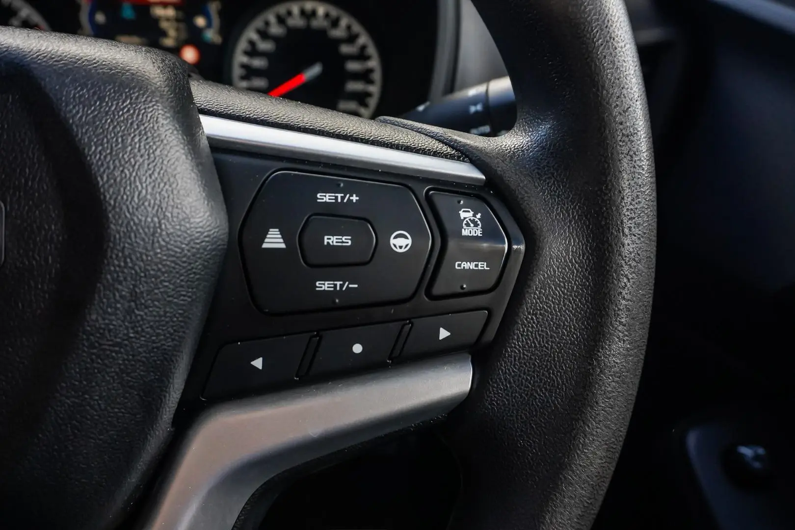 2021 Isuzu D-MAX Gallery Image 18