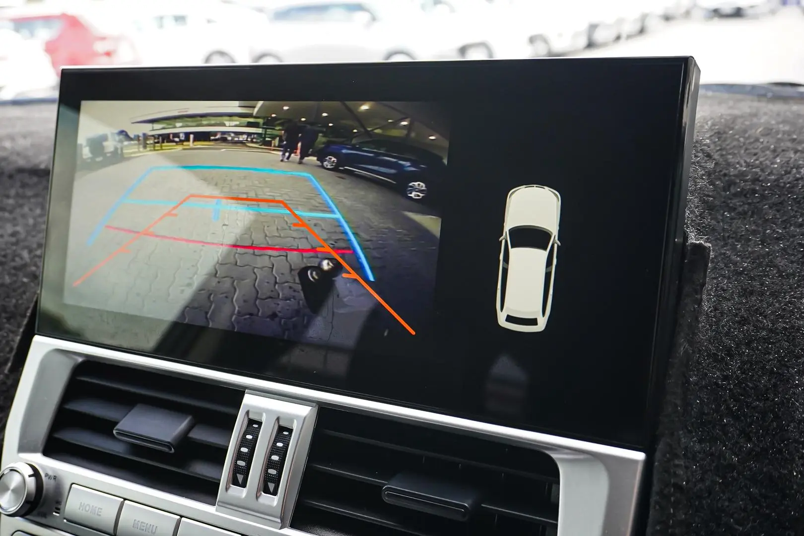 2019 Toyota Landcruiser Prado Gallery Image 31