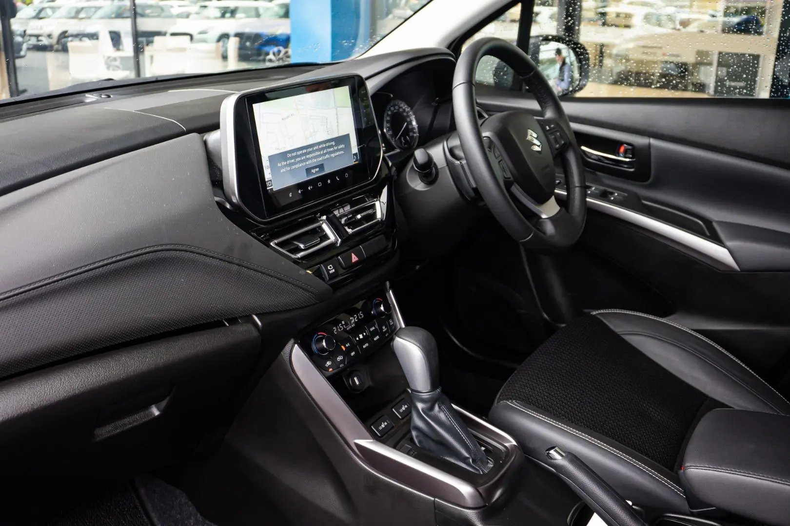 2023 Suzuki S-Cross Gallery Image 11