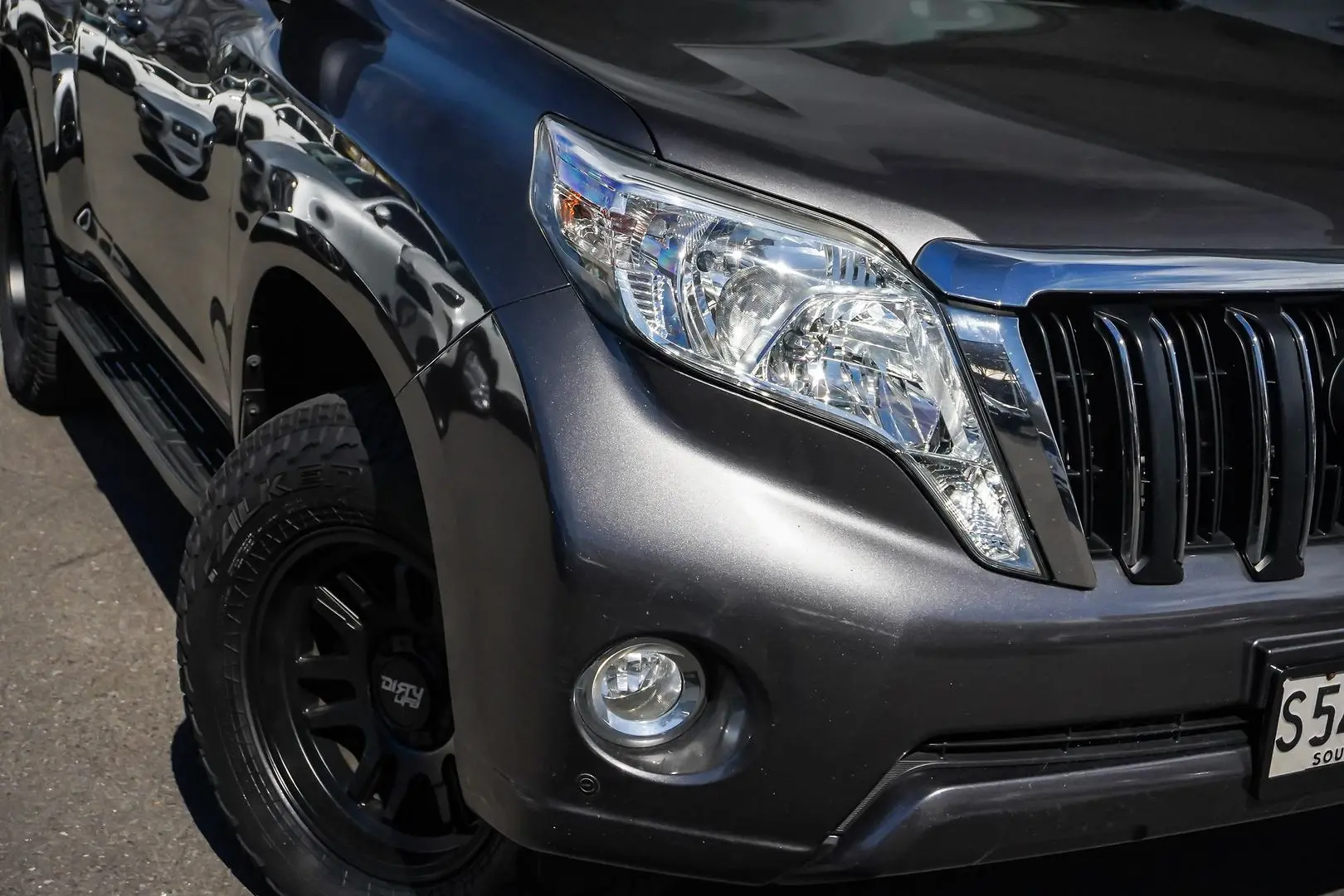 2017 Toyota Landcruiser Prado Gallery Image 12