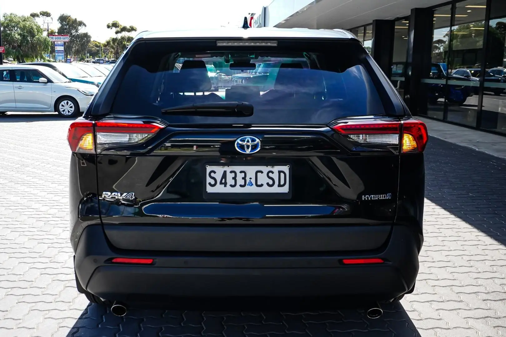 2022 Toyota RAV4 Gallery Image 6