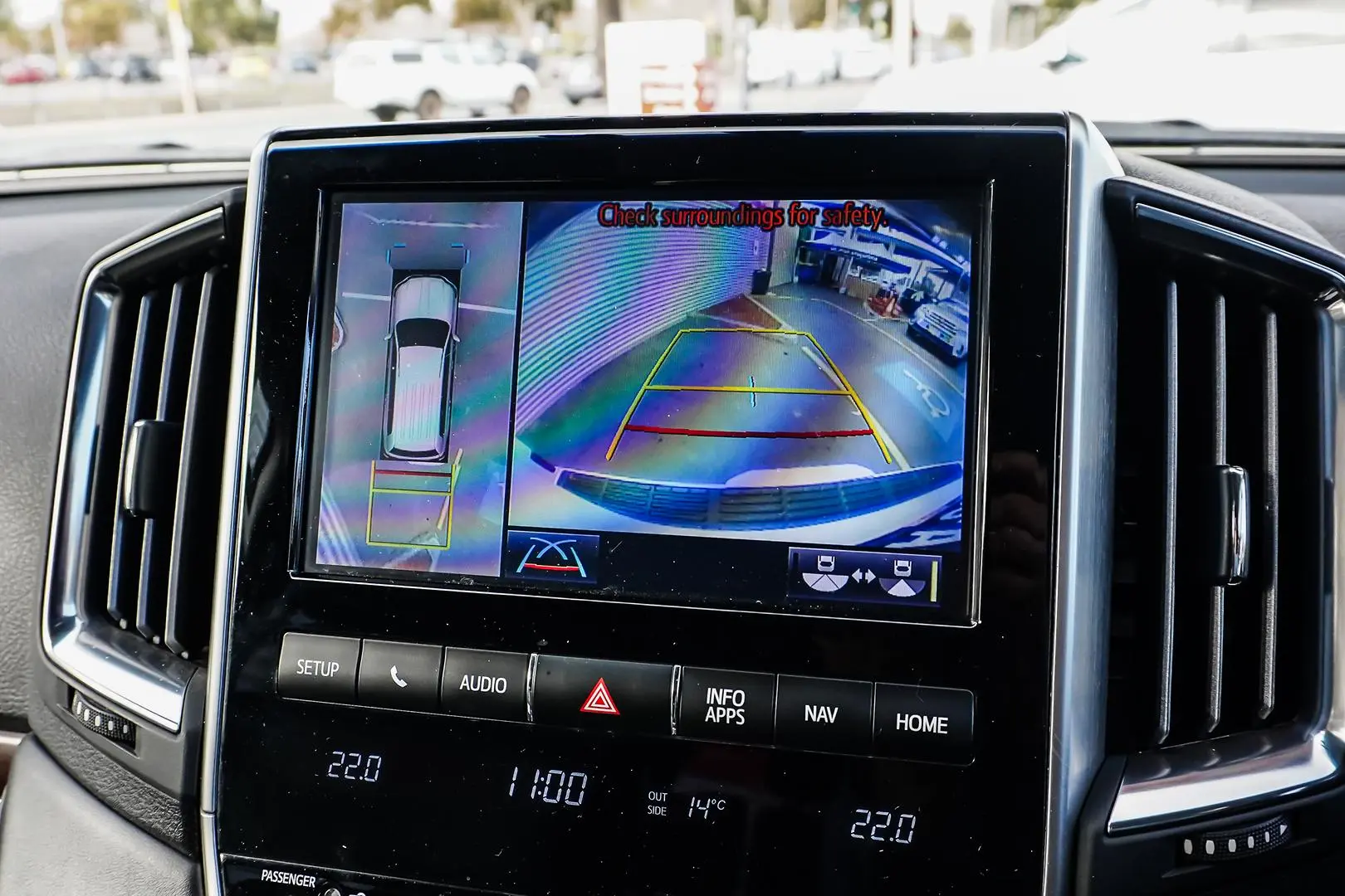 2019 Toyota Landcruiser Gallery Image 25