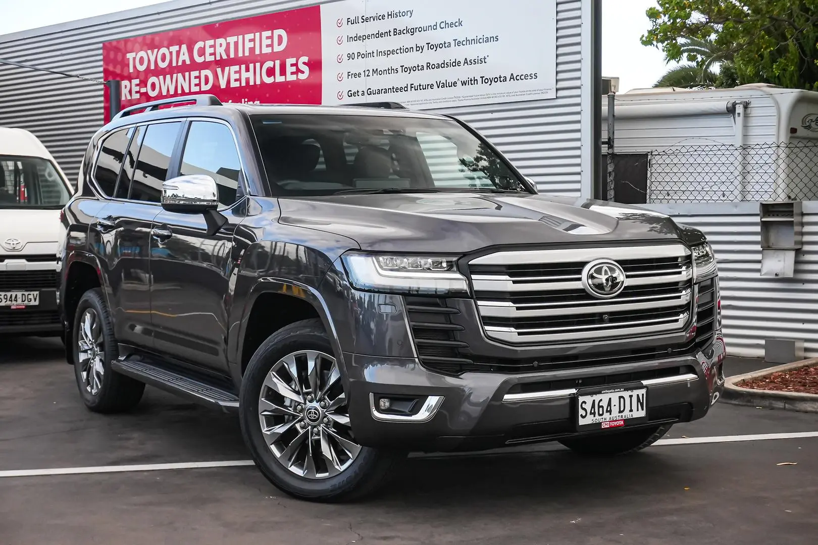 2024 Toyota Landcruiser Gallery Image 2