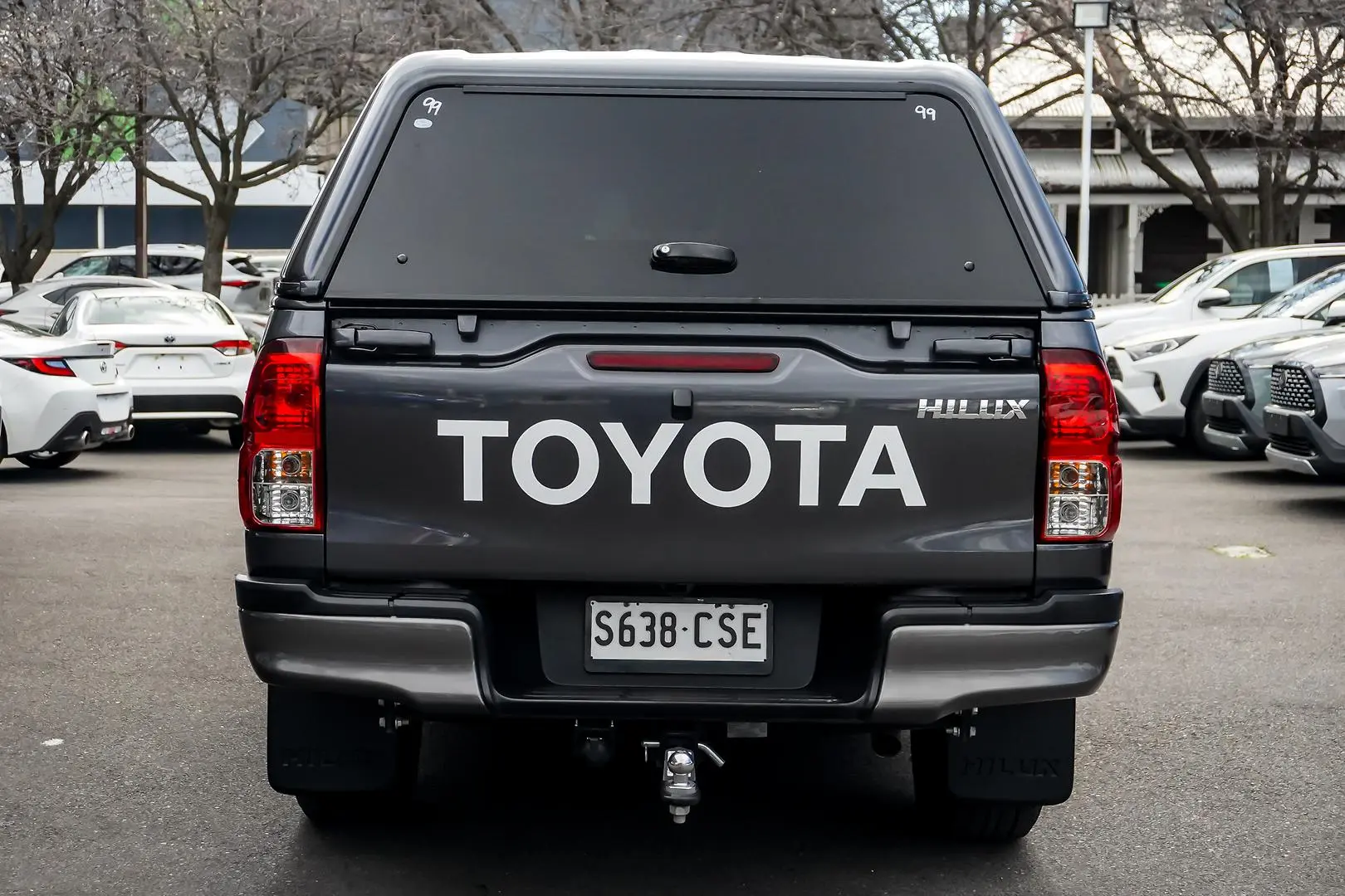 2022 Toyota Hilux Gallery Image 5