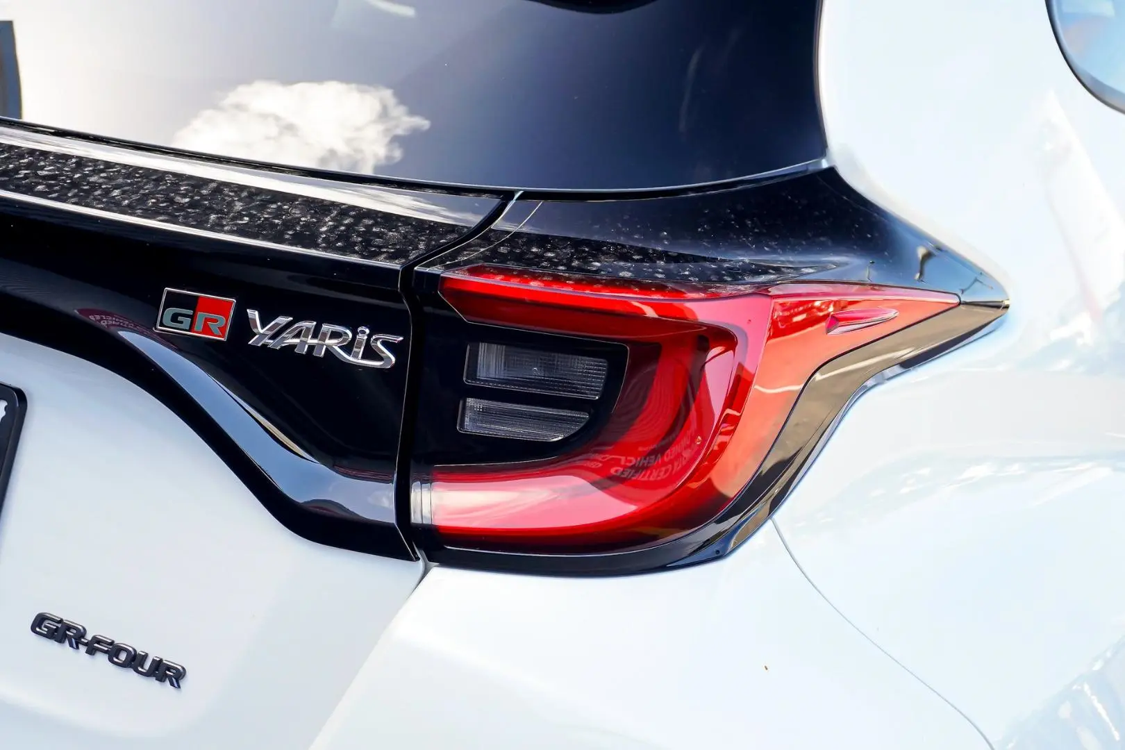 2022 Toyota Yaris Gallery Image 13