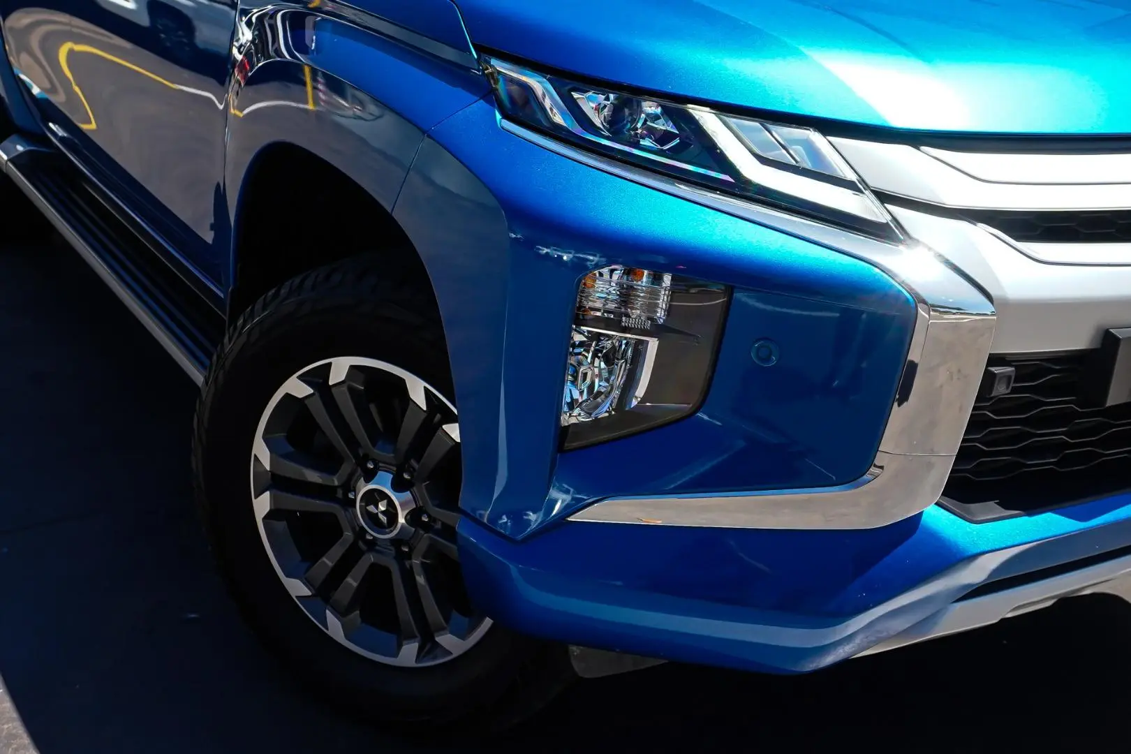 2018 Mitsubishi Triton Gallery Image 10