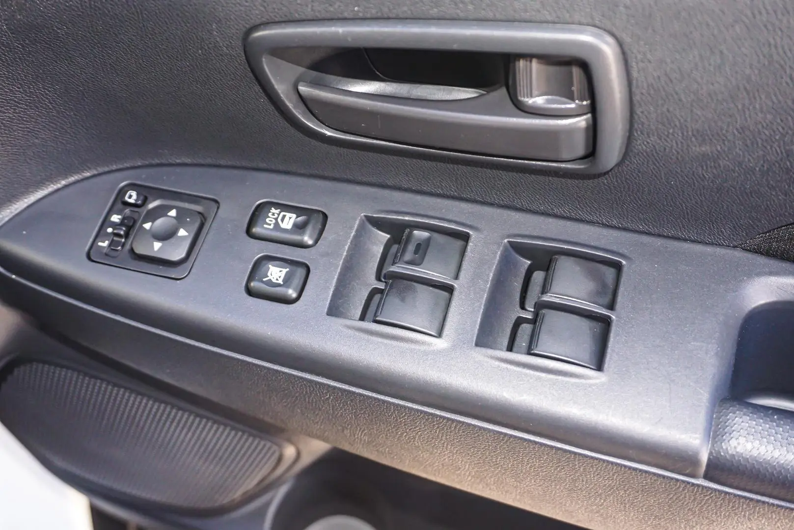 2019 Mitsubishi ASX Gallery Image 18