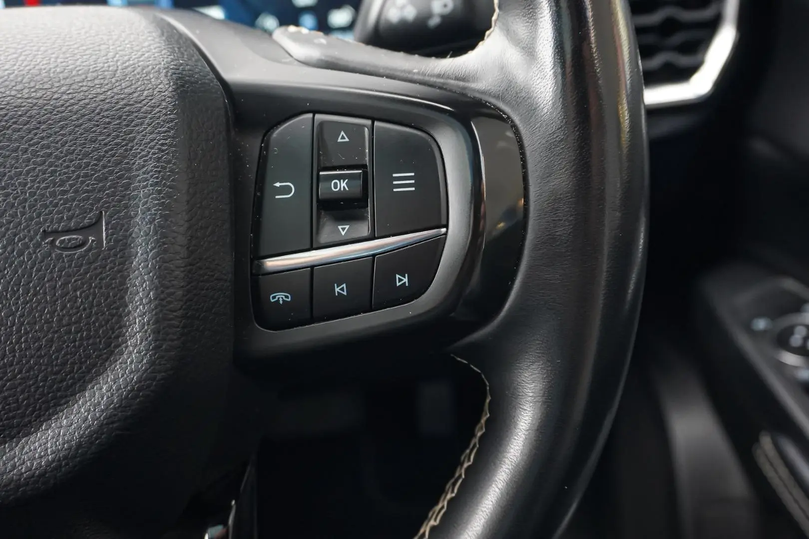 2024 Ford Everest Gallery Image 21