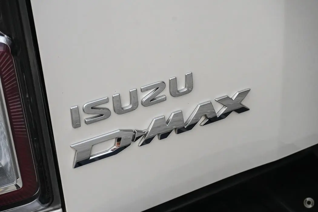 2020 Isuzu D-MAX Gallery Image 17
