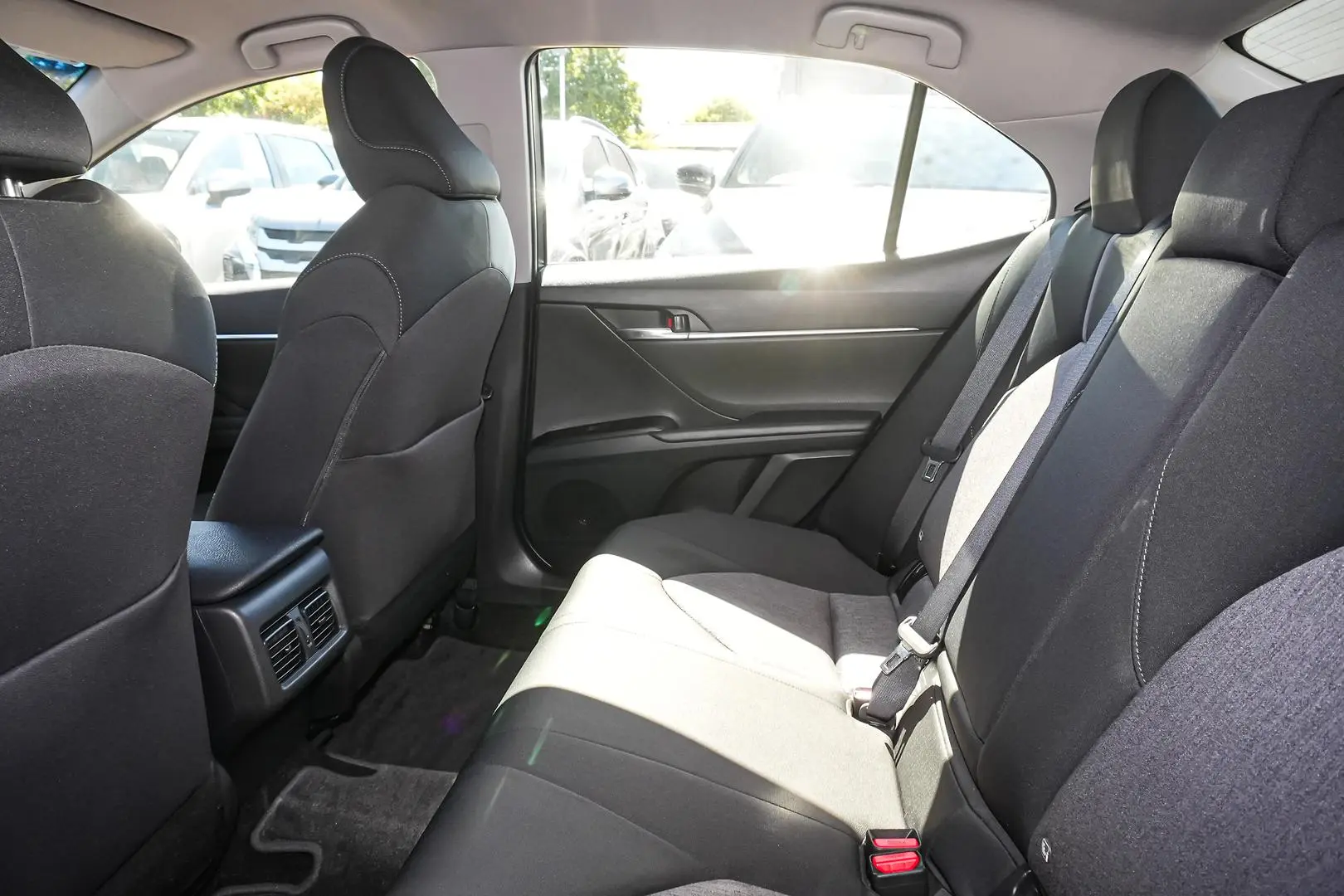 2021 Toyota Camry Gallery Image 12