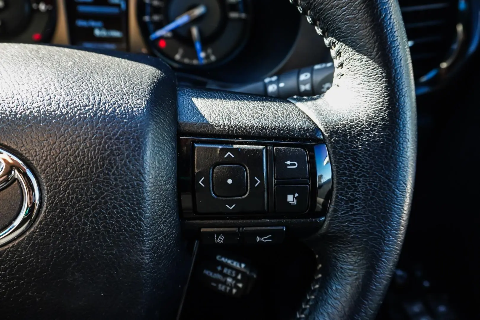 2023 Toyota Hilux Gallery Image 19