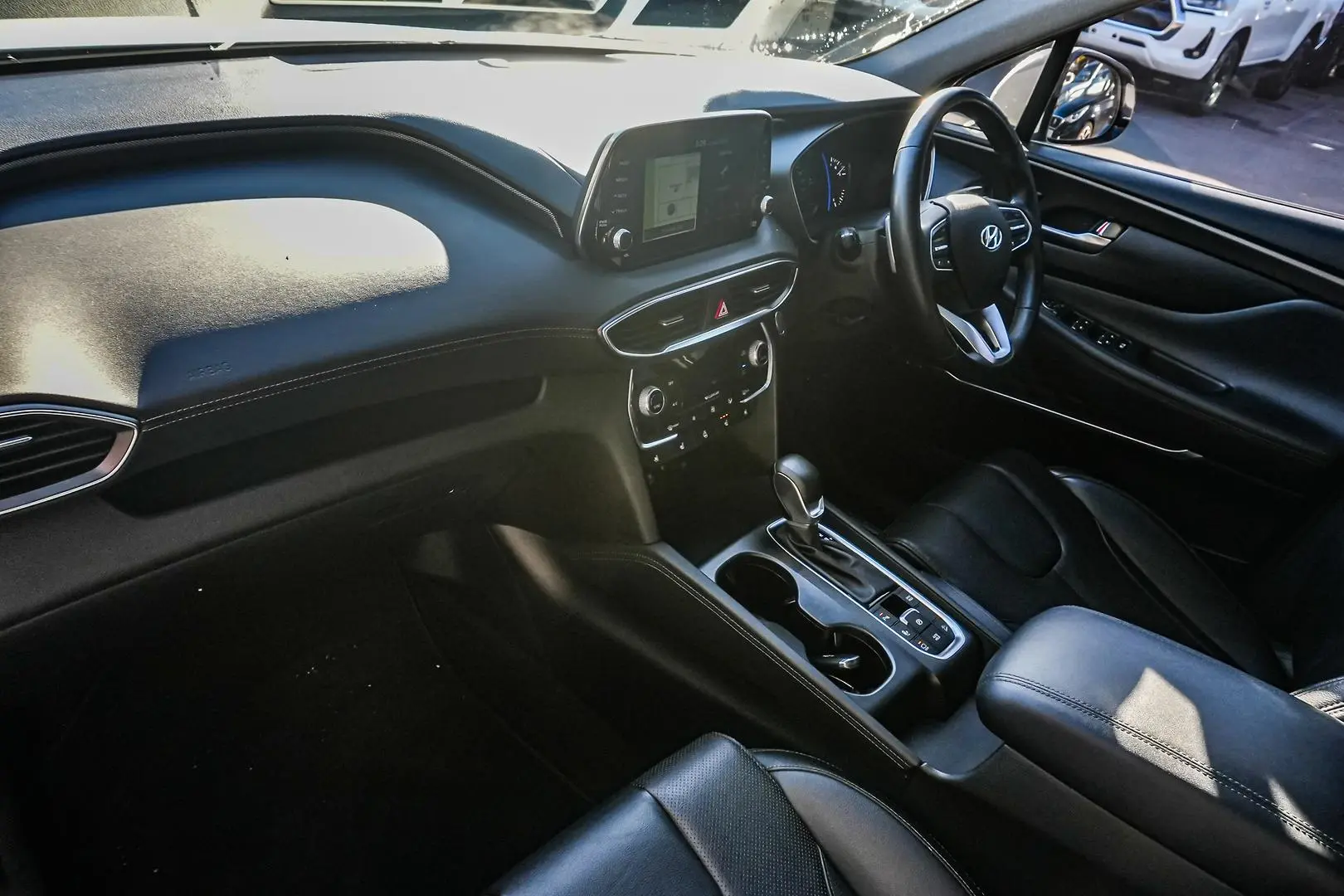 2019 Hyundai Santa Fe Gallery Image 10