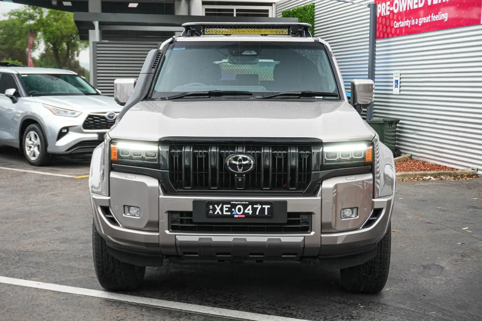 2024 Toyota Landcruiser Prado Gallery Image 5