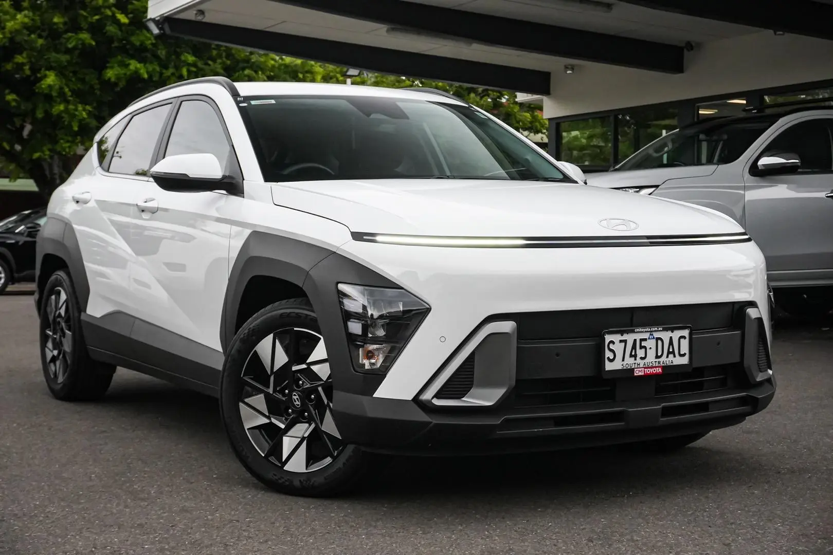 2024 Hyundai Kona Gallery Image 2