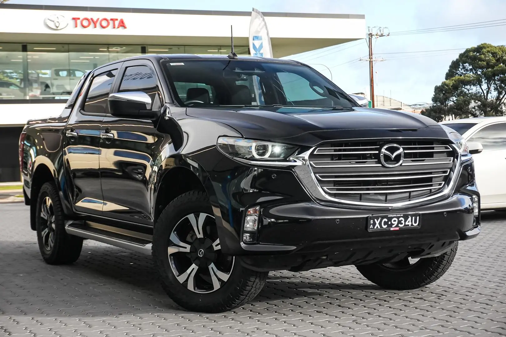 2022 Mazda BT-50 Gallery Image 2
