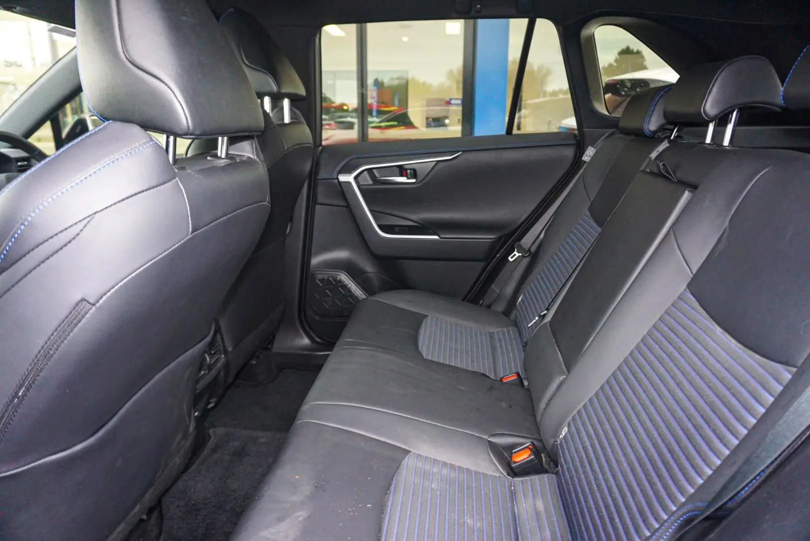 2023 Toyota RAV4 Gallery Image 8