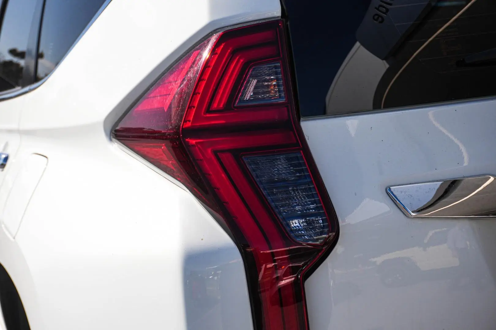 2022 Mitsubishi Pajero Sport Gallery Image 14