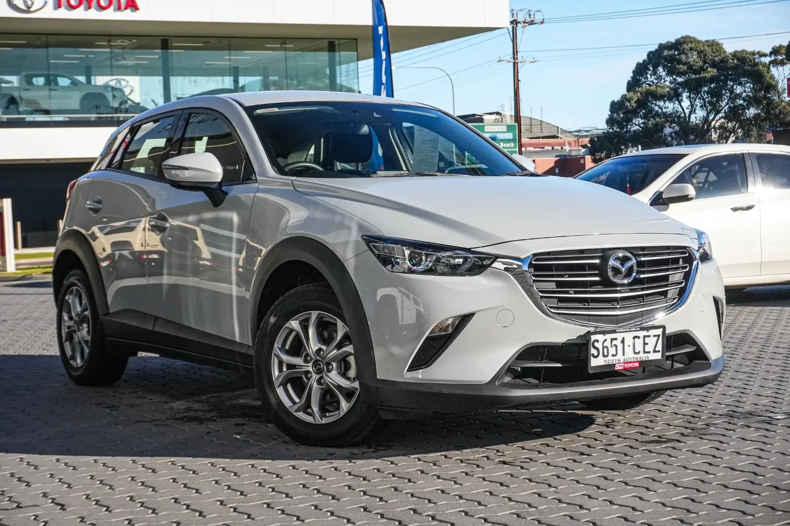2020 Mazda CX-3 Gallery Image 2