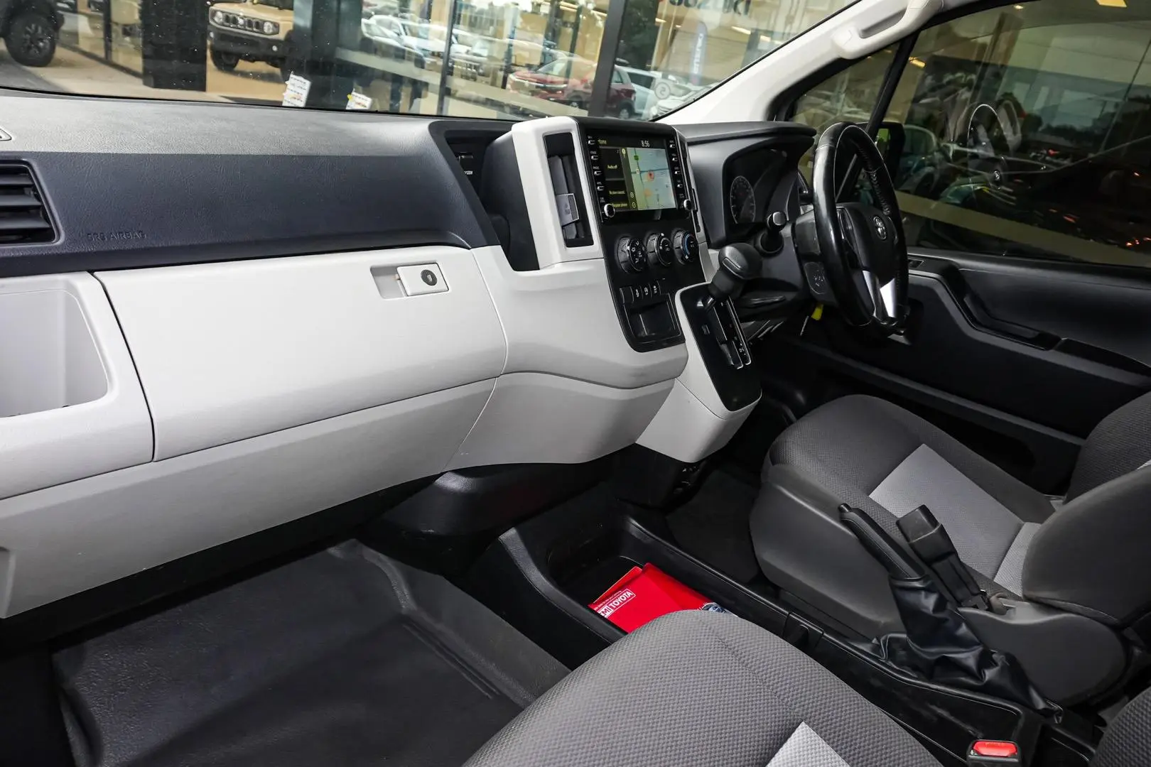 2020 Toyota Hiace Gallery Image 8