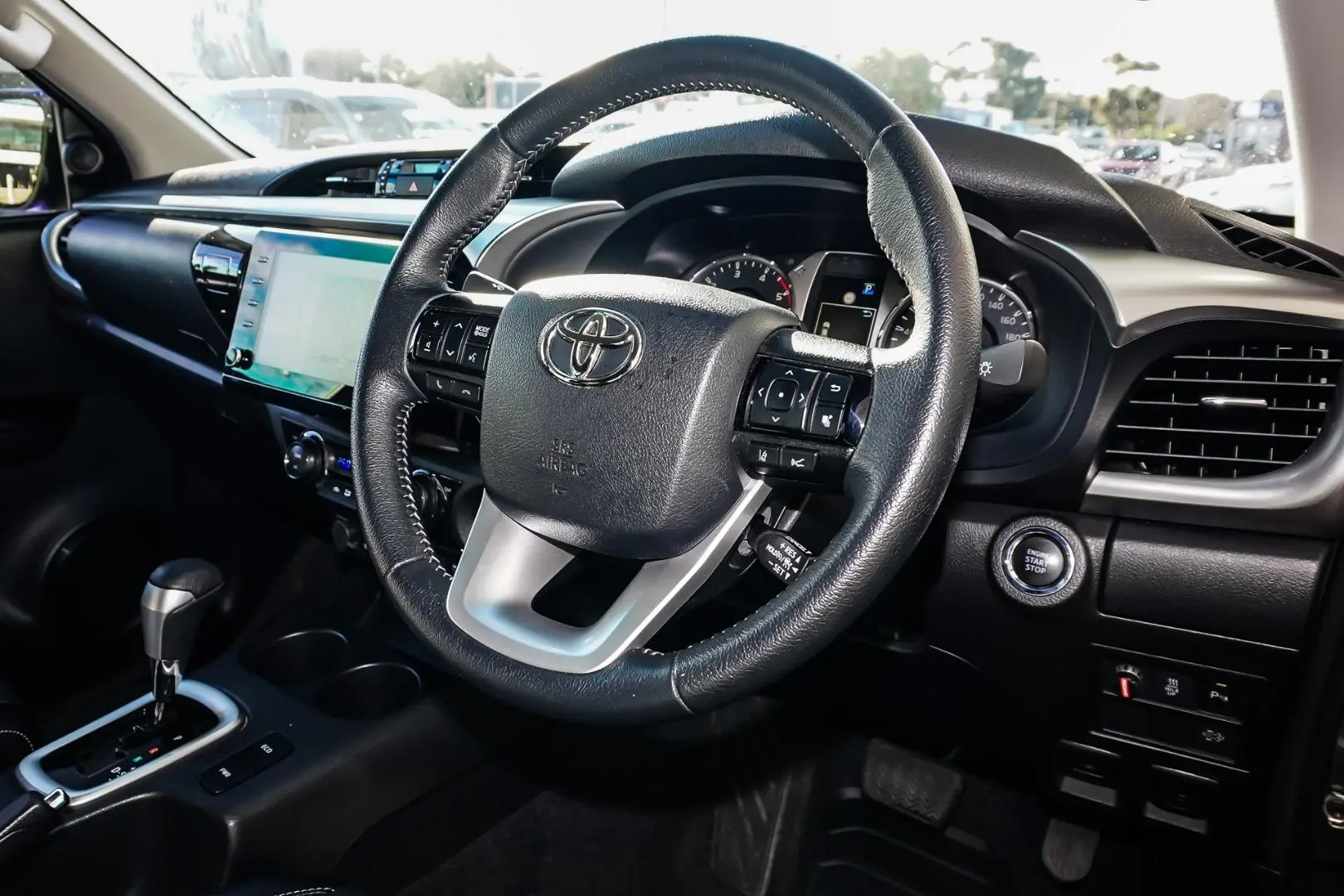 2022 Toyota Hilux Gallery Image 6