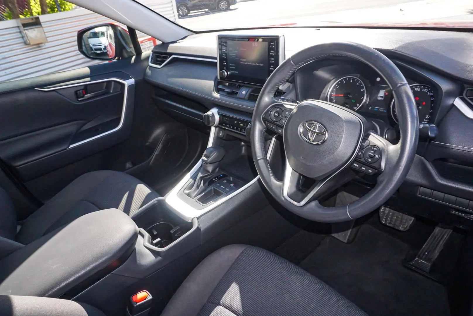 2022 Toyota Rav4 Gallery Image 6