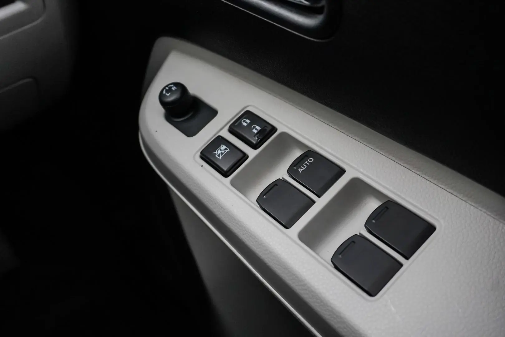 2017 Suzuki Ignis Gallery Image 20