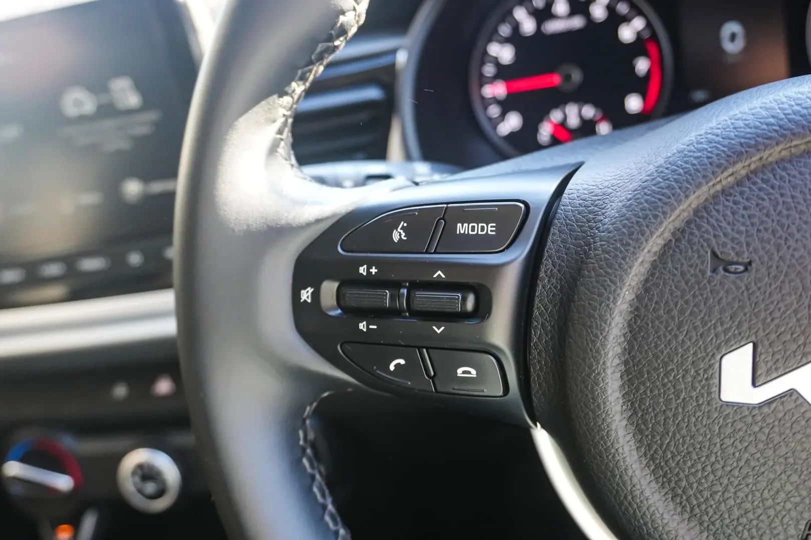 2022 Kia Rio Gallery Image 18