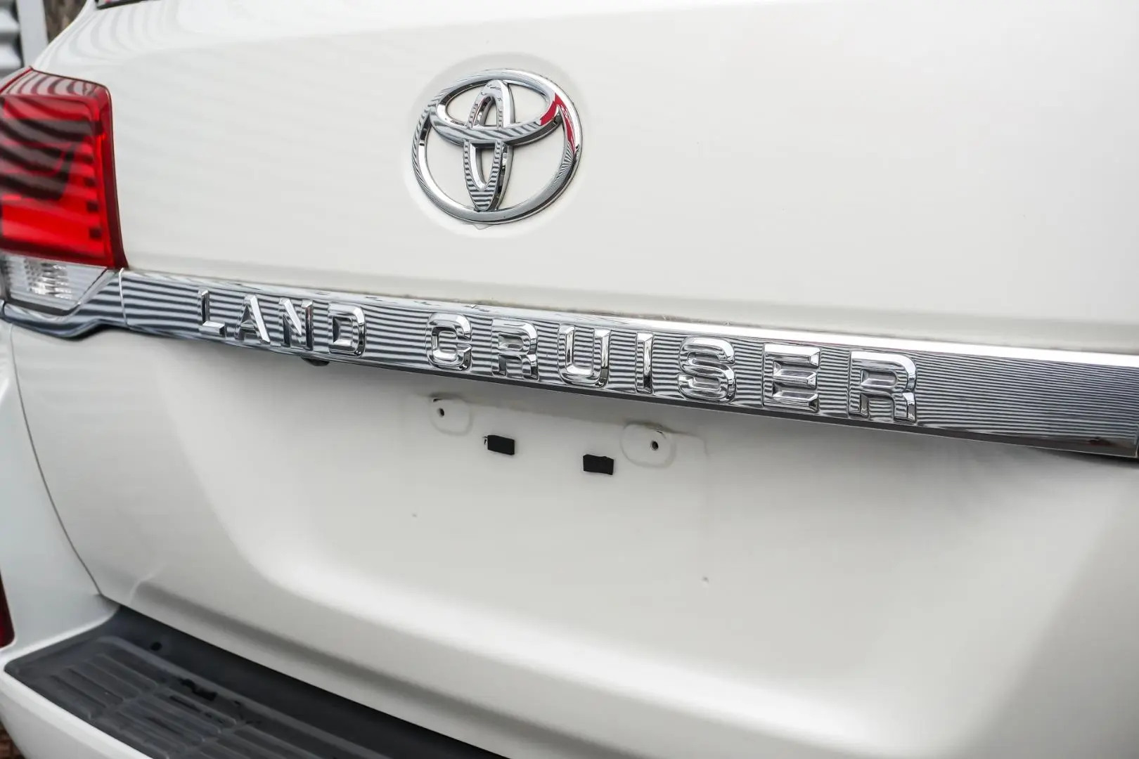 2021 Toyota Landcruiser Gallery Image 17