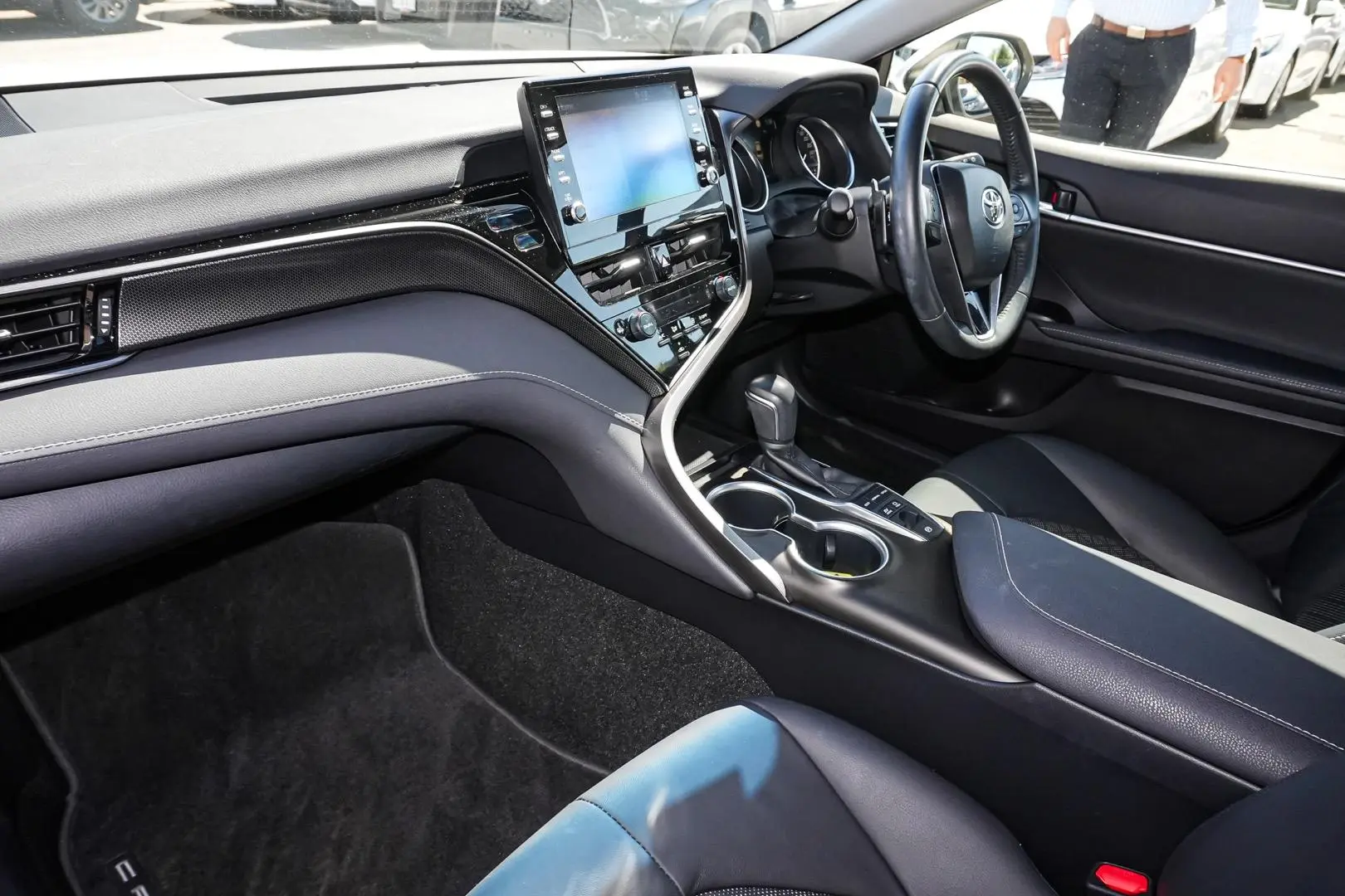 2021 Toyota Camry Gallery Image 10