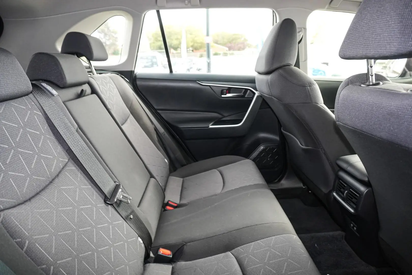 2021 Toyota RAV4 Gallery Image 10