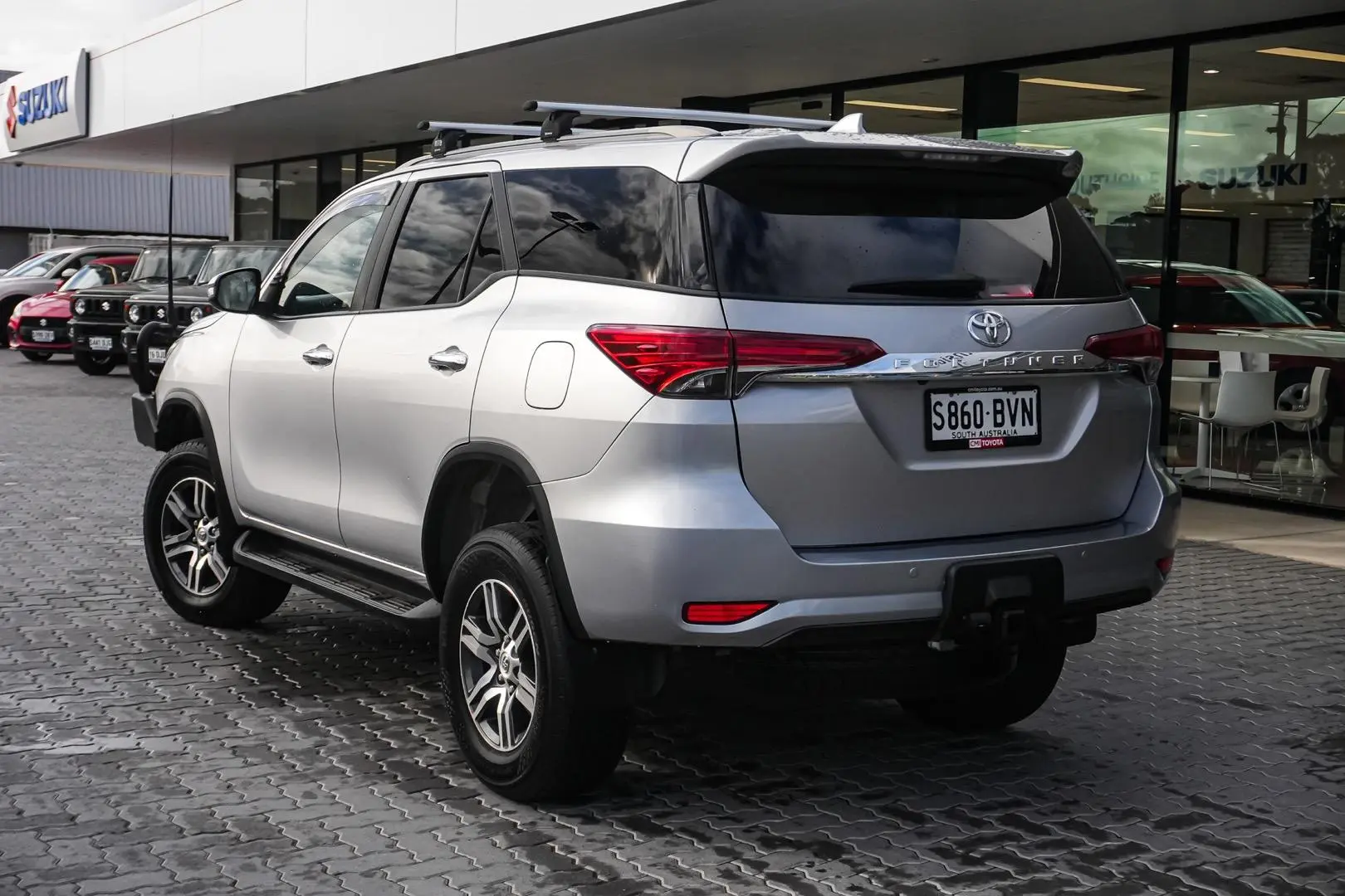2017 Toyota Fortuner Gallery Image 3