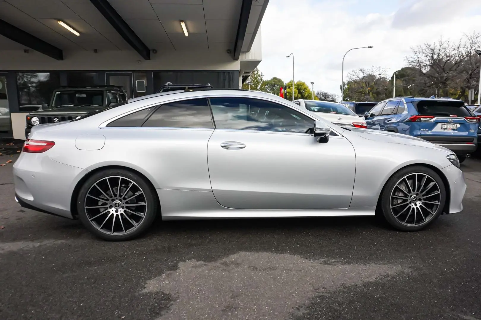 2019 Mercedes-Benz E-Class Gallery Image 4