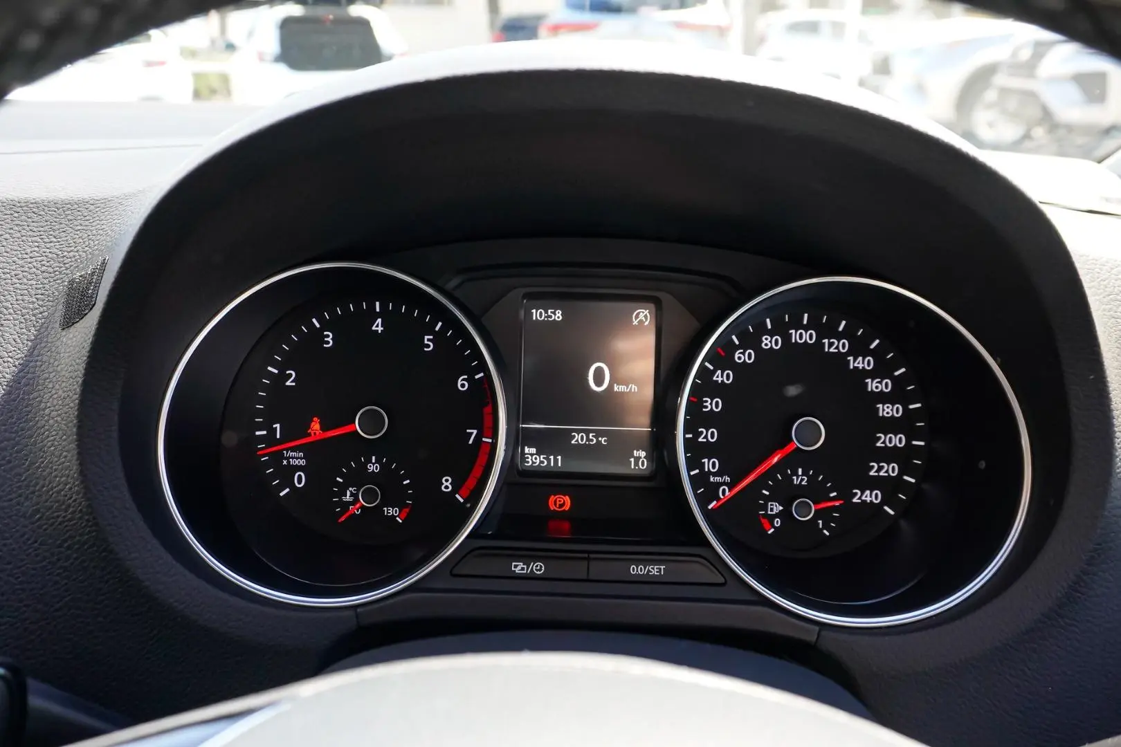 2015 Volkswagen Polo Gallery Image 18