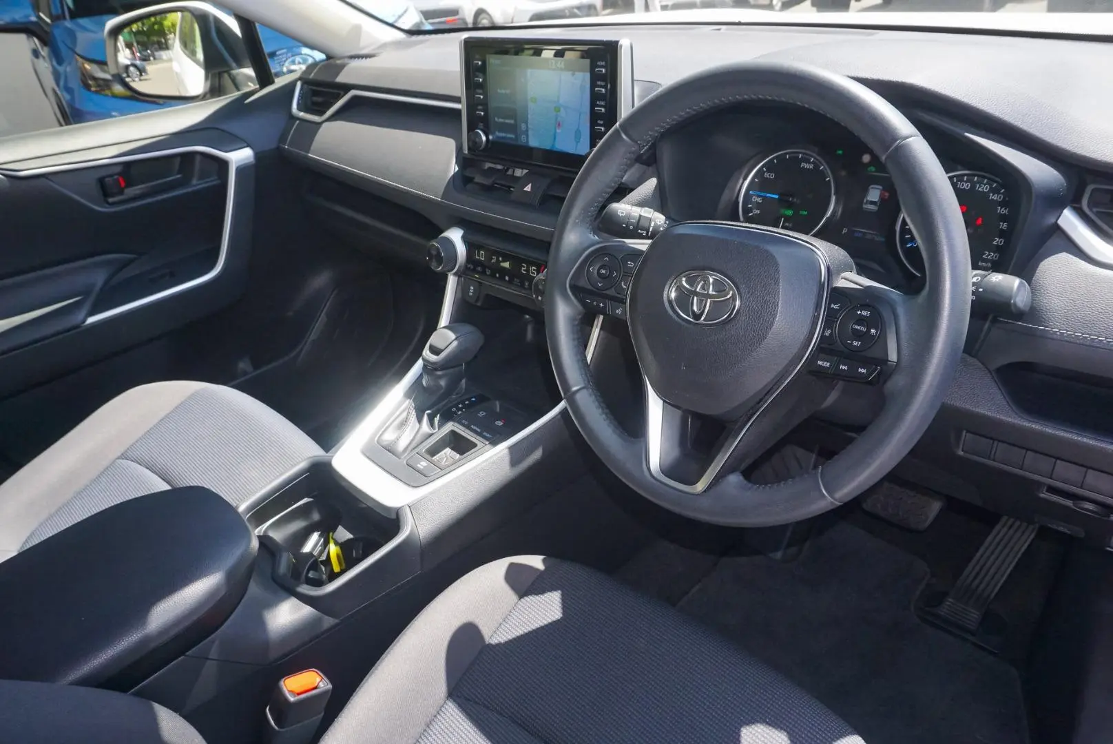 2021 Toyota Rav4 Gallery Image 6